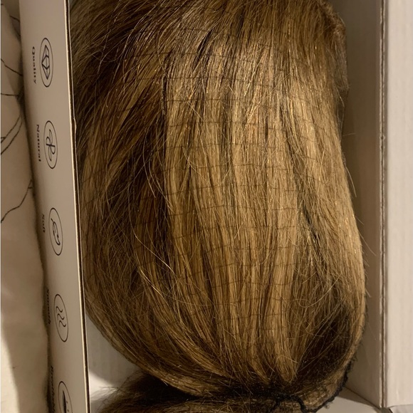 Blonde, unicorn straight hair wig - Picture 2 of 3